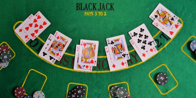 Luật chơi blackjack dễ hiểu